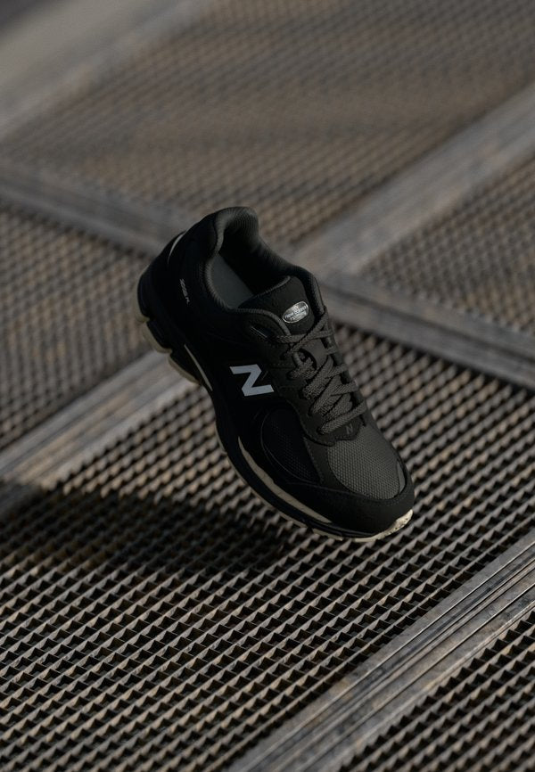 New Balance U2002 UNISEX