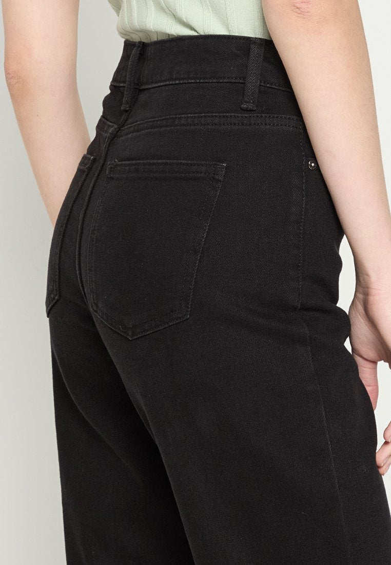 Straight fit ONLEMILY High waist Media 5