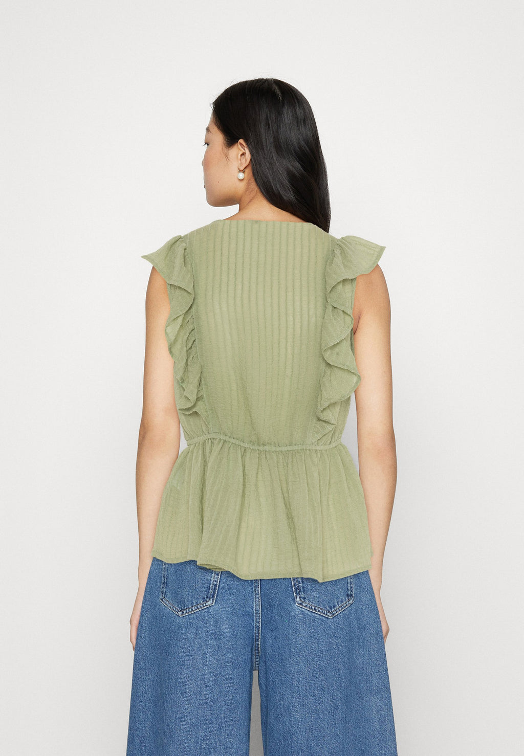 ONLY ONLLONDON RUFFLE