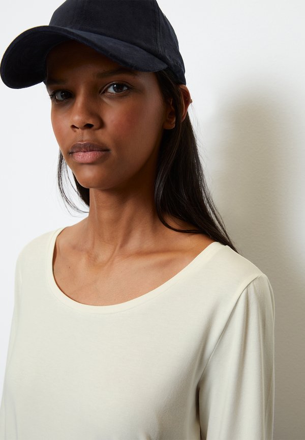 Marc O'Polo ROUND NECK