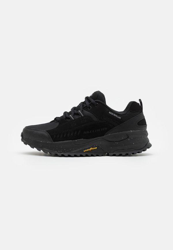 Skechers NIC TRAIL - Trainers - black