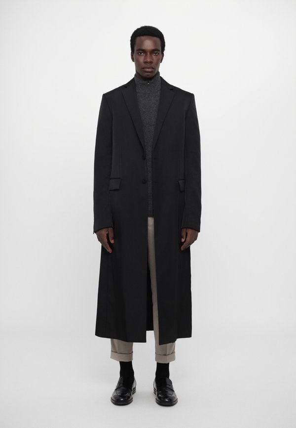 424 LONG TAILORED COAT