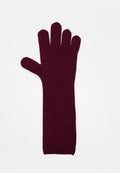 Bordeauxroter, gestrickter Handschuh mit Rippenstruktur, fünf Fingern und verlängertem Bündchen für Wärme. Glatte Oberfläche, entworfen für Komfort und Flexibilität.