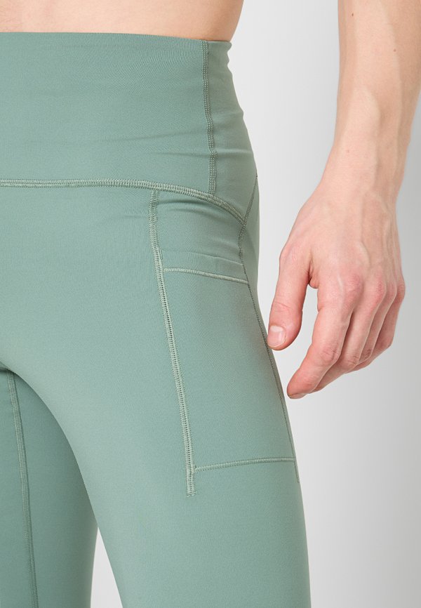 New Balance SLEEK POCKET HIGH RISE