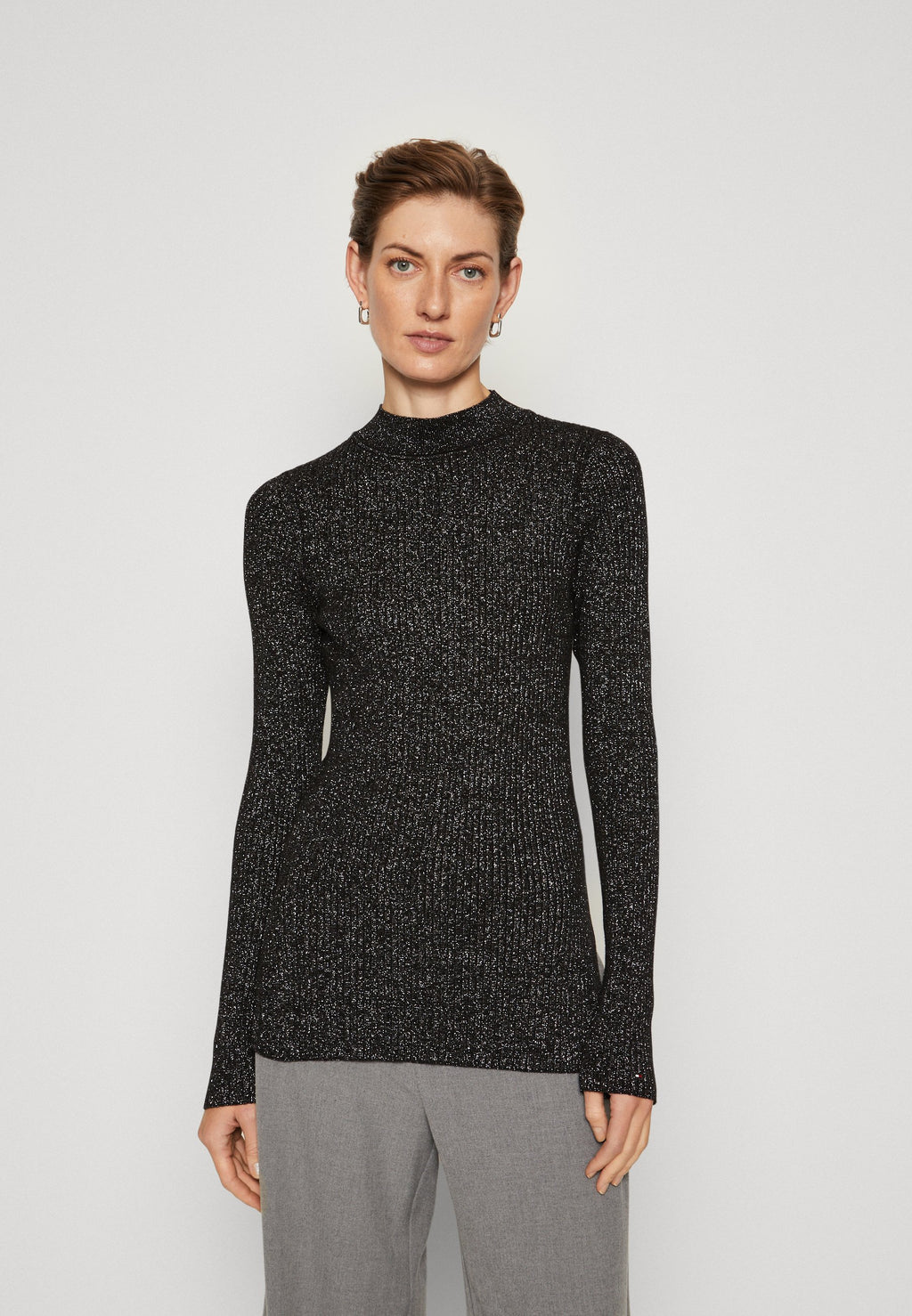 SWEATER Media 3