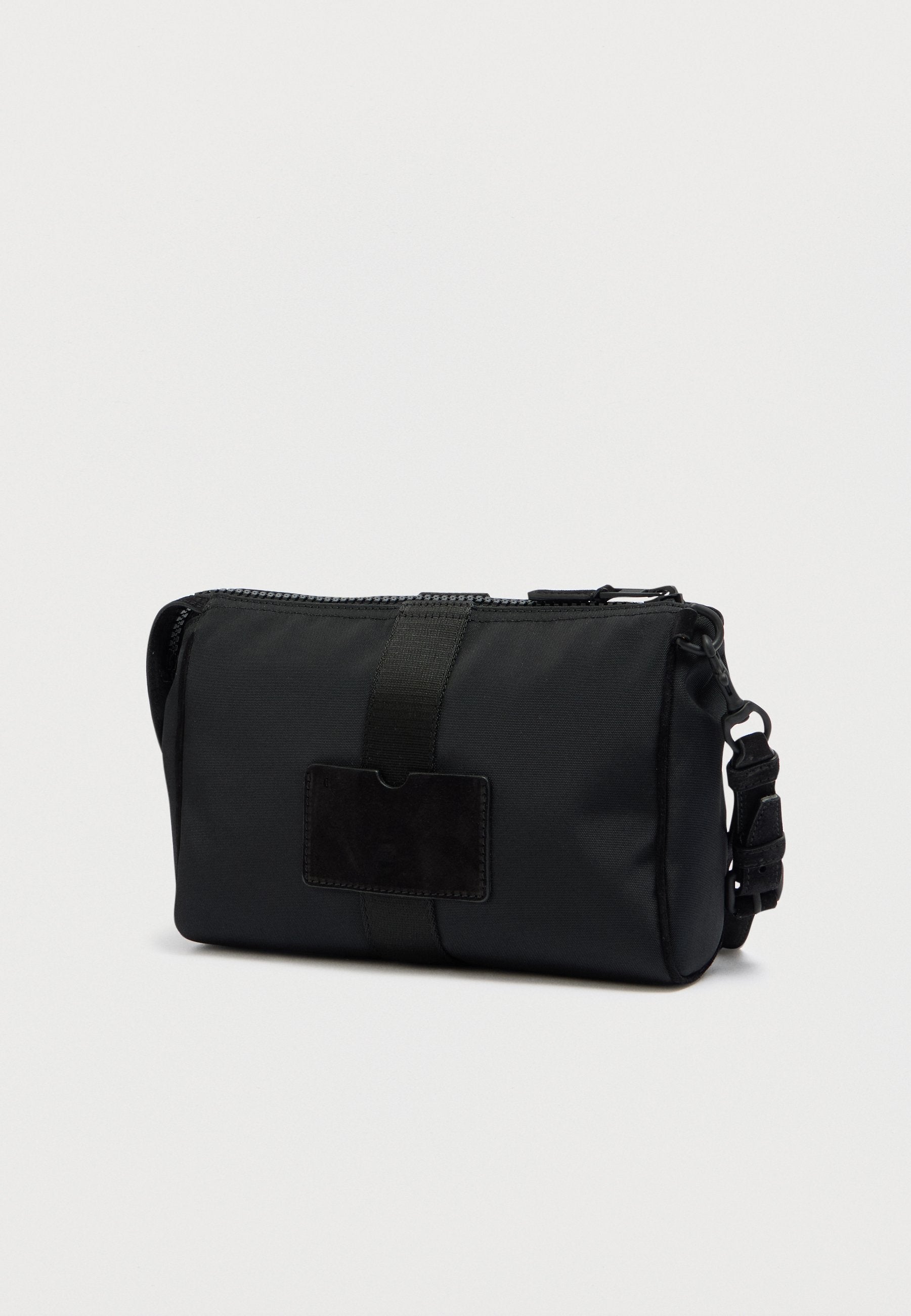 MOSCHINO CARRY ME BEAUTY UNISEX