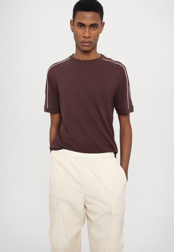 EA7 Emporio Armani