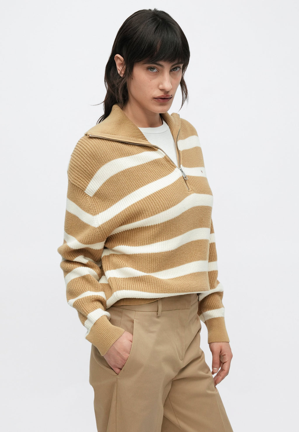 SLIM STRAIGHT Media 5