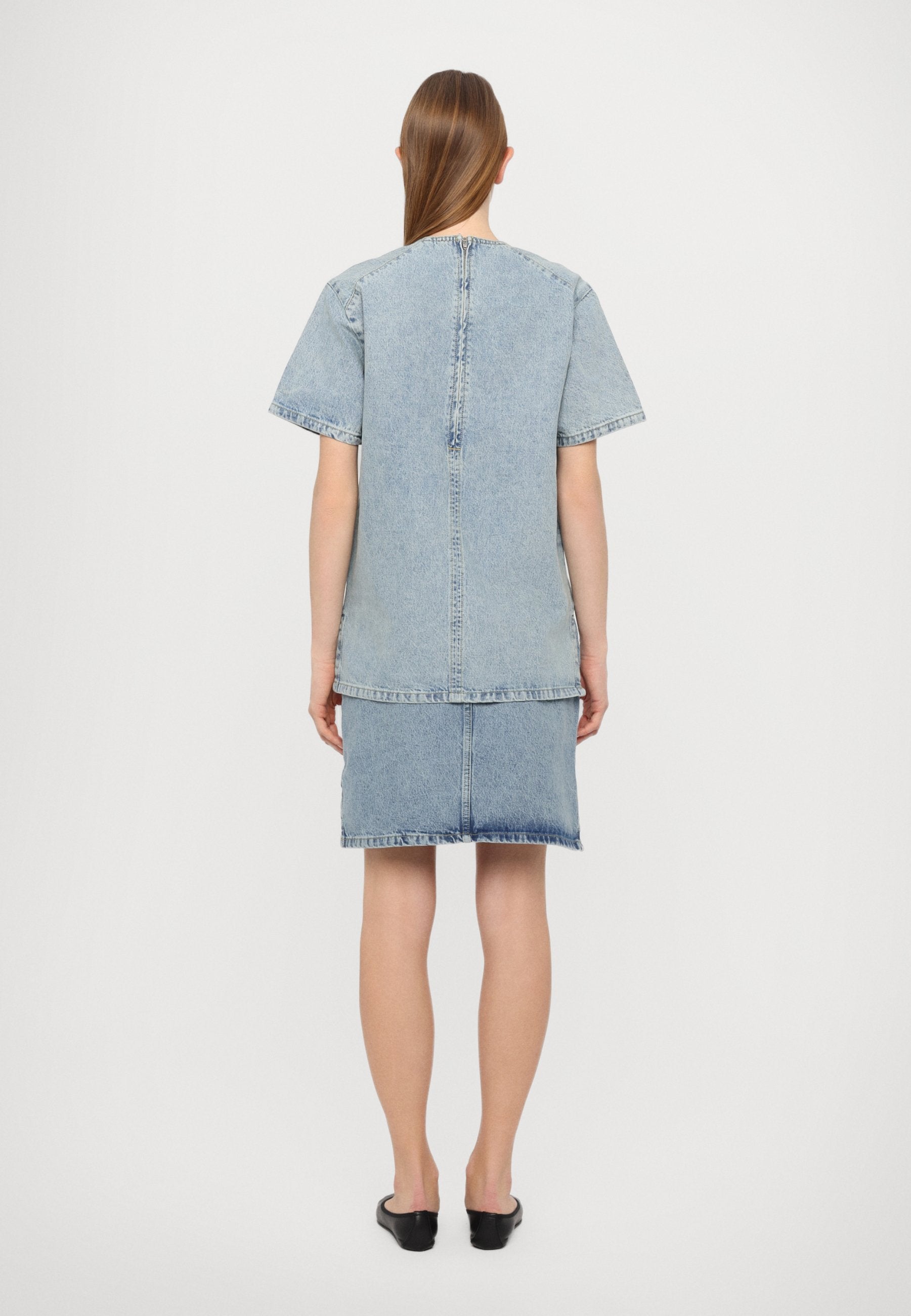 MOSCHINO JEANS