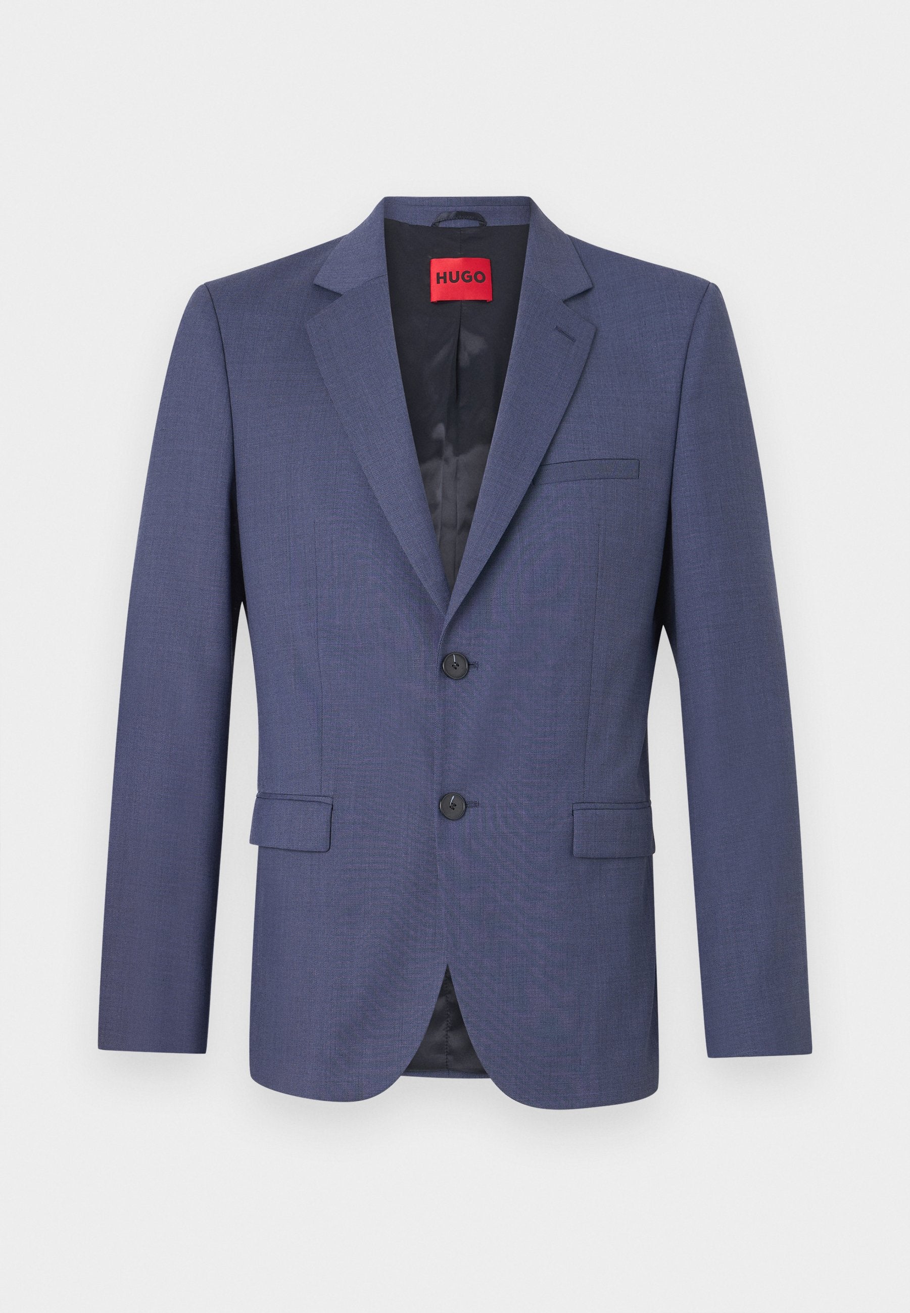Marineblaue Blazer aus glattem Stoff mit strukturiertem Design, ausgestattet mit zwei vorderen Taschen und einem einzigen Knopfverschluss. Innen etikettiert.