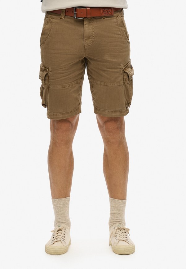 Superdry & Co SUPERDRY CORE CARGO SHORT.... - Shorts - tan khaki