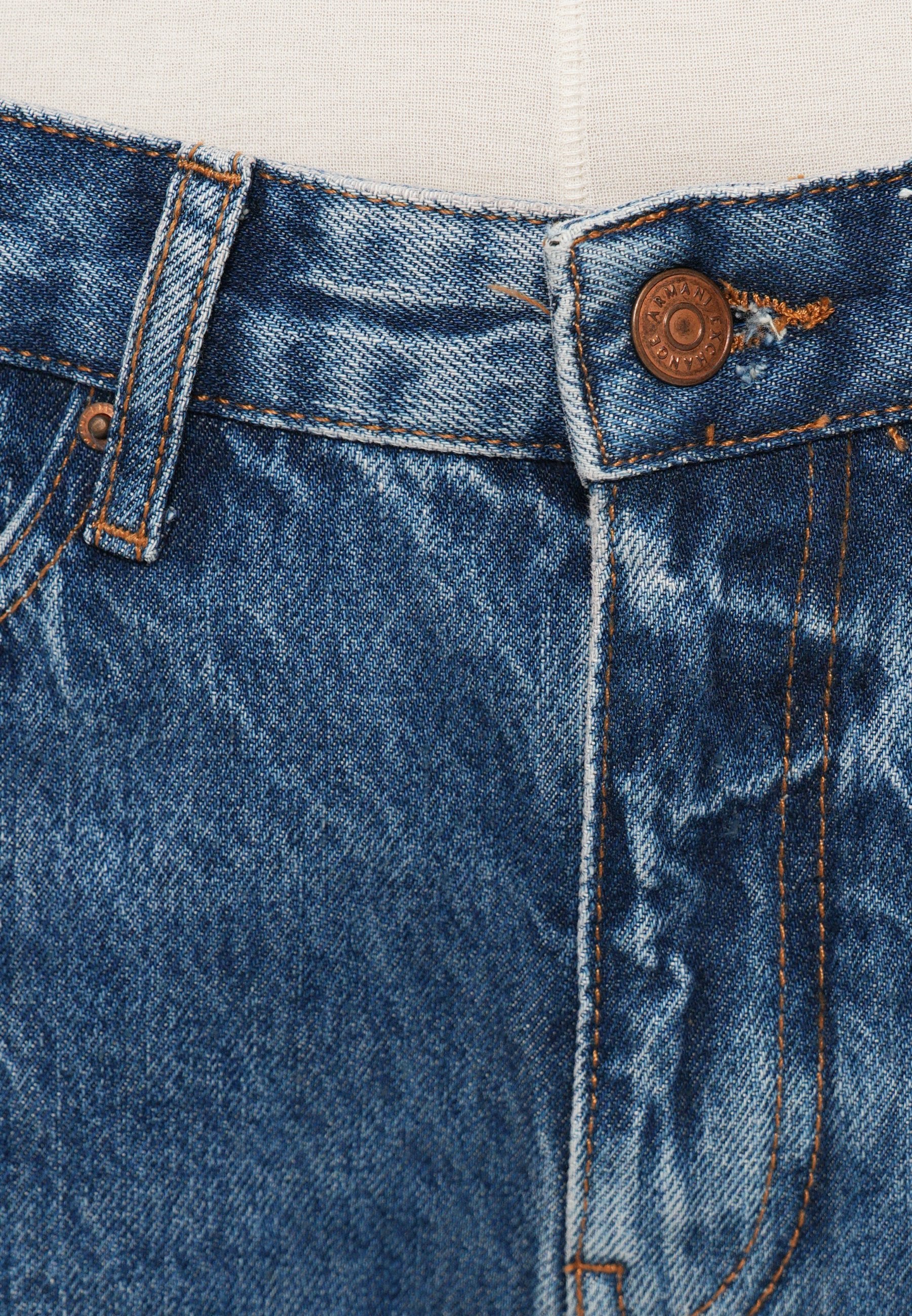 Armani Exchange Jeans Tapered Fit Media 4
