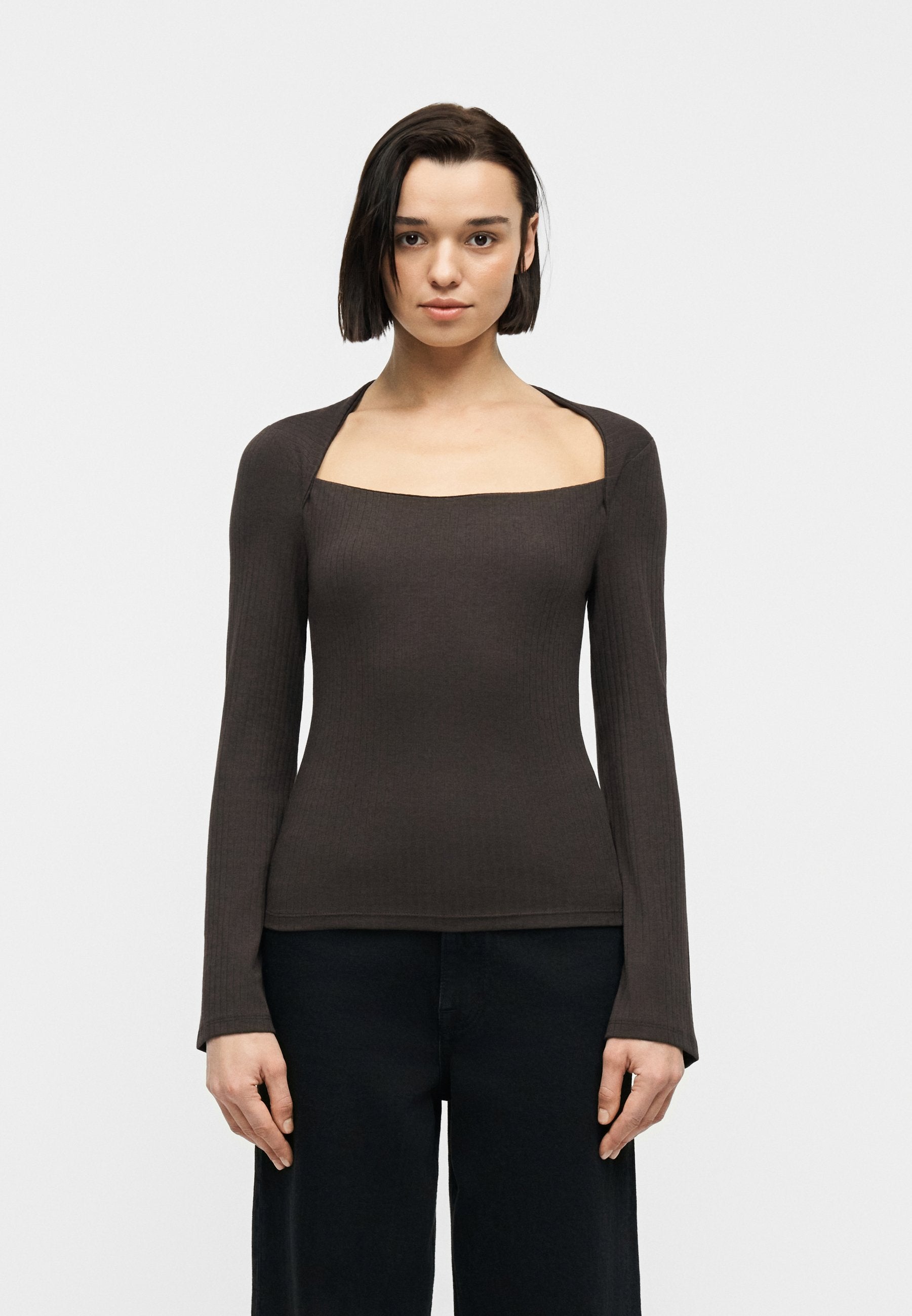 GAP WIDE ENVELOPE NECK