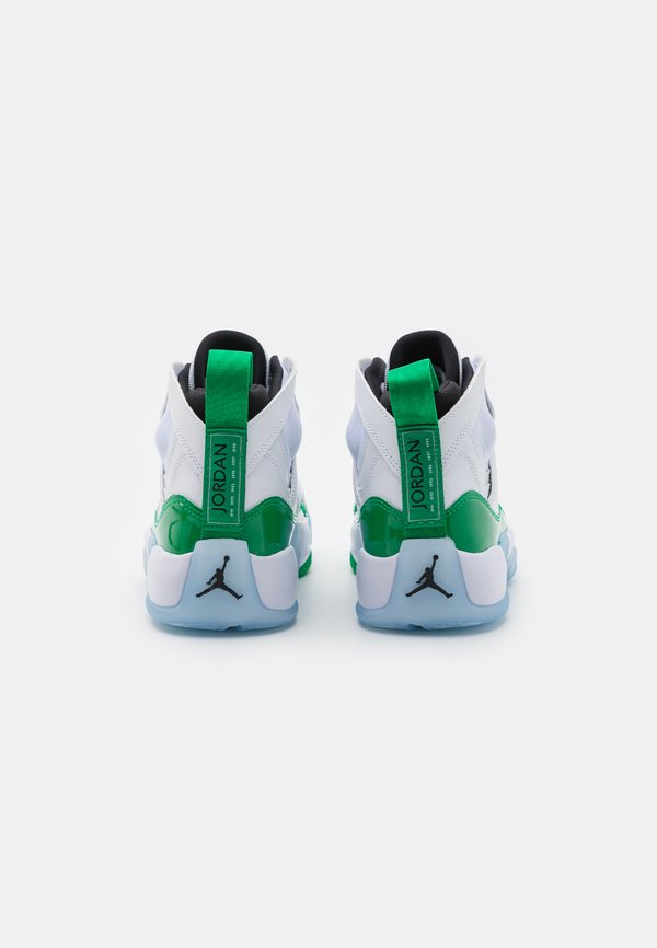Jordan JUMPMAN TWO TREY