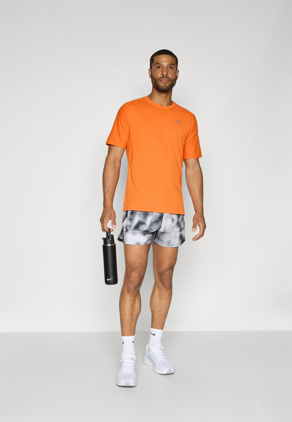 Nike Performance SOLAR CHASE