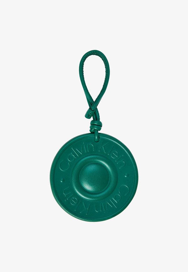 Calvin Klein DEBOSS BUTTON CHARM - Keyring - enchanted forest