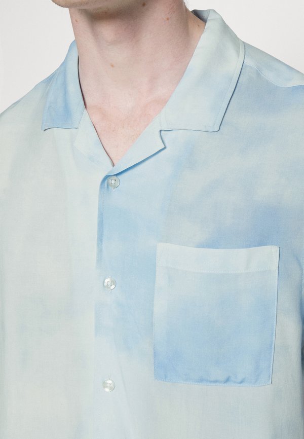 Pier One by Zalando
