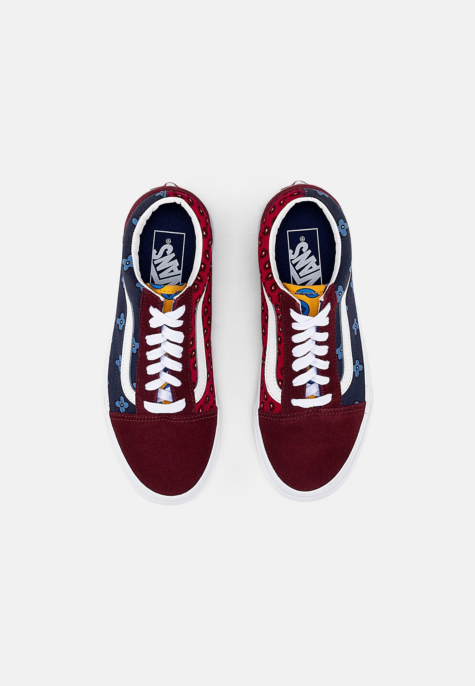 Vans UA OLD SKOOL
