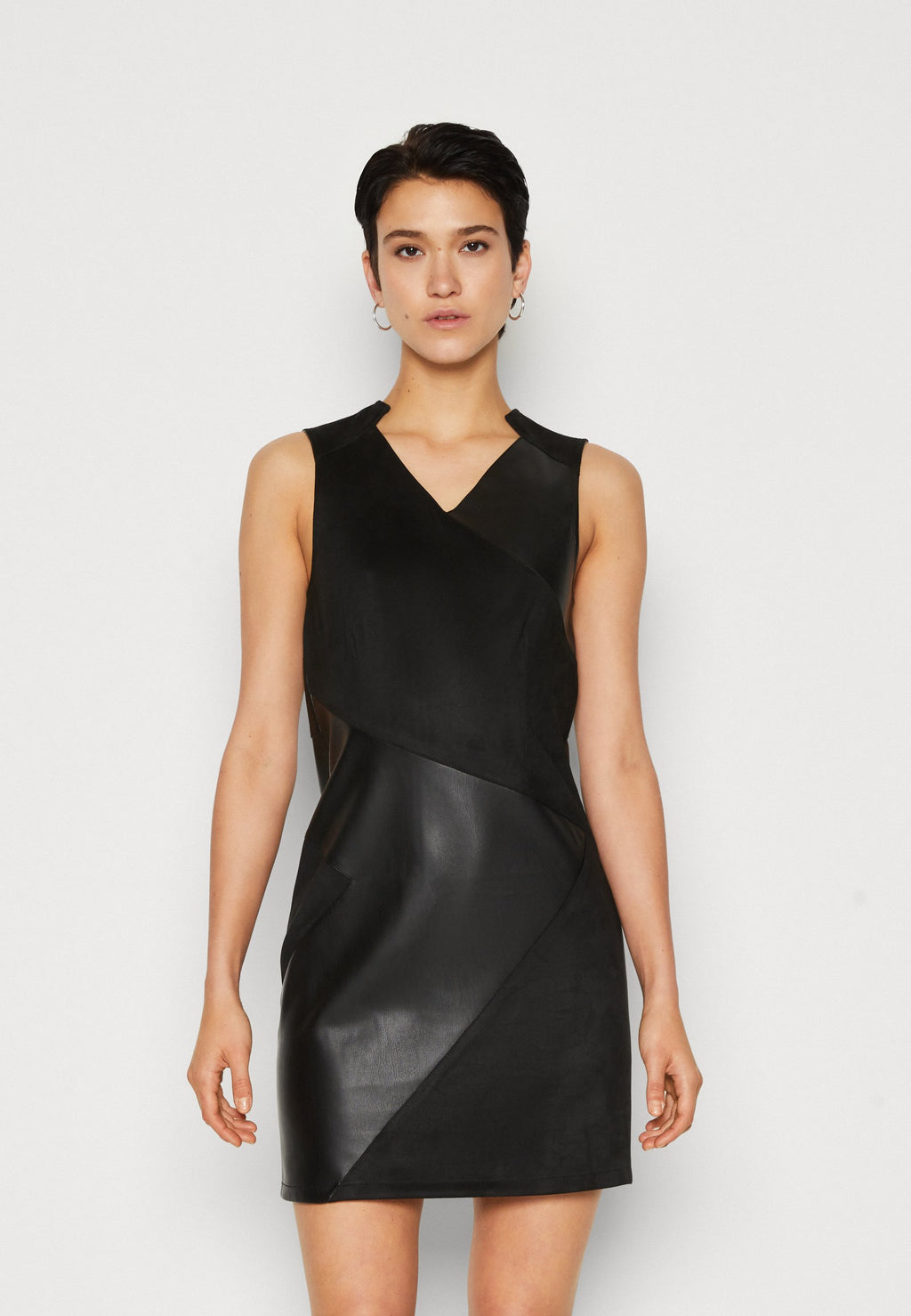 ONLINA MIX DRESS Media 3