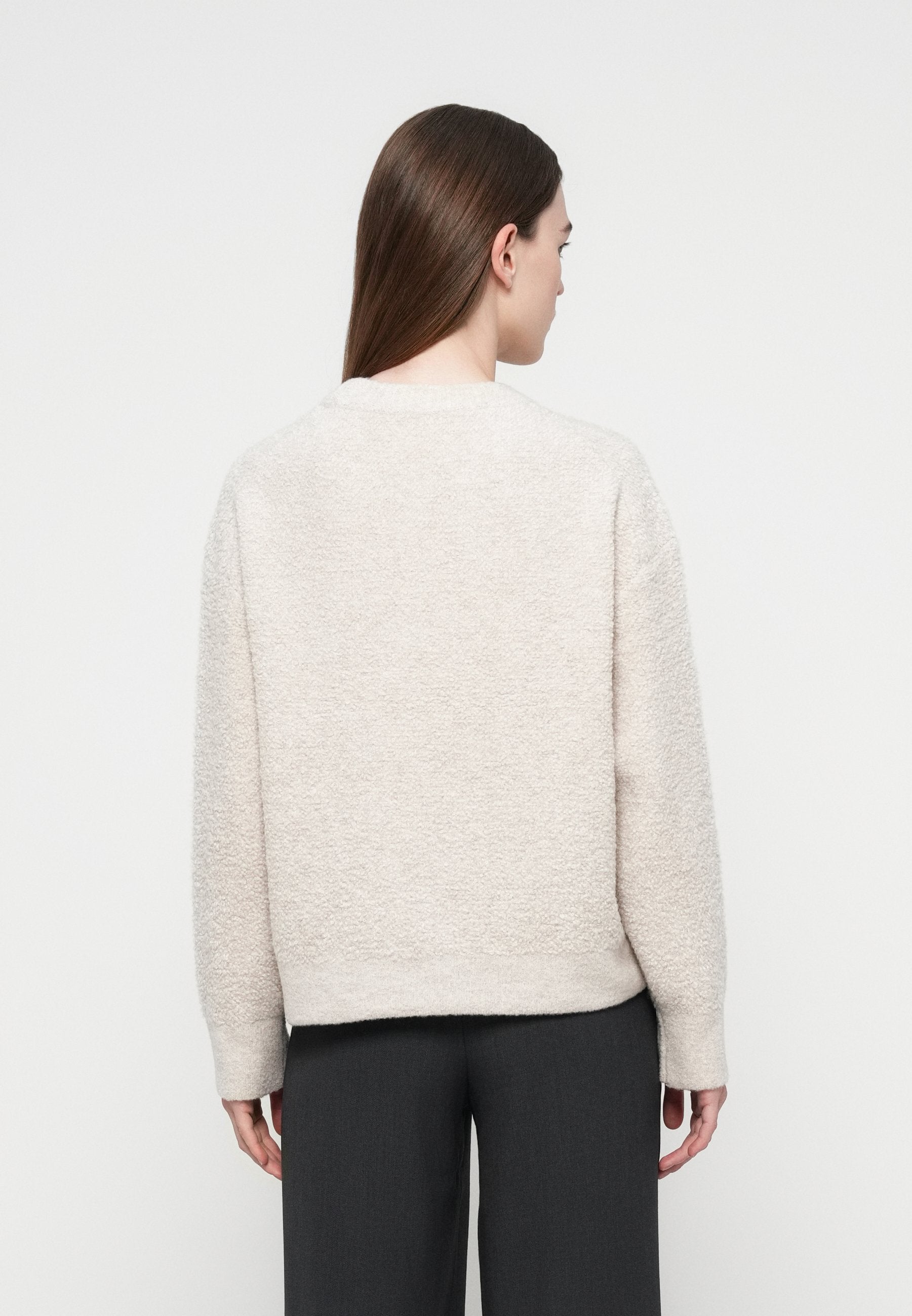 CLOSED CREW NECK LONG SLEEVE