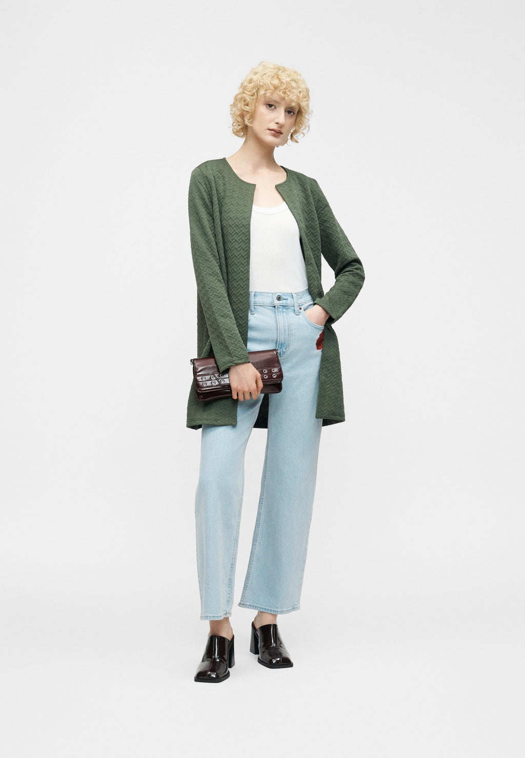 Abercrombie & Fitch ROSE EMBROIDERY
