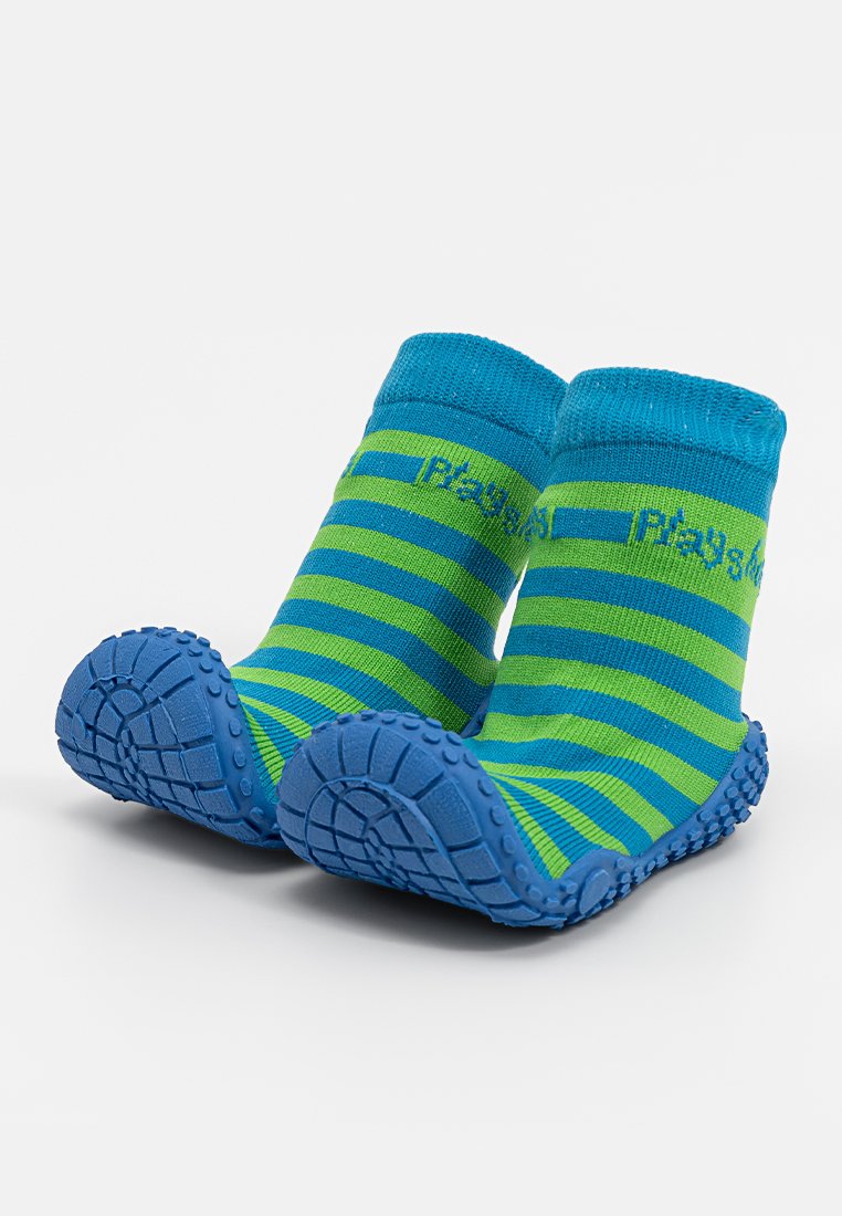 Playshoes