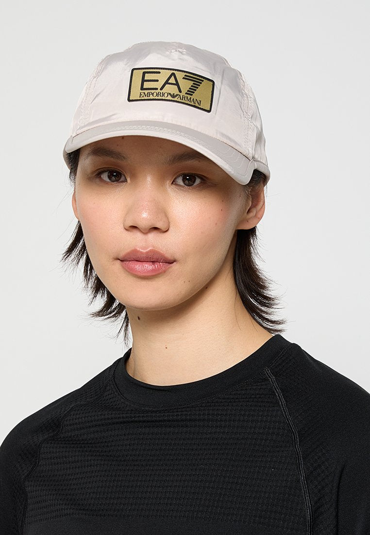 EA7 Emporio Armani Cap Media 3