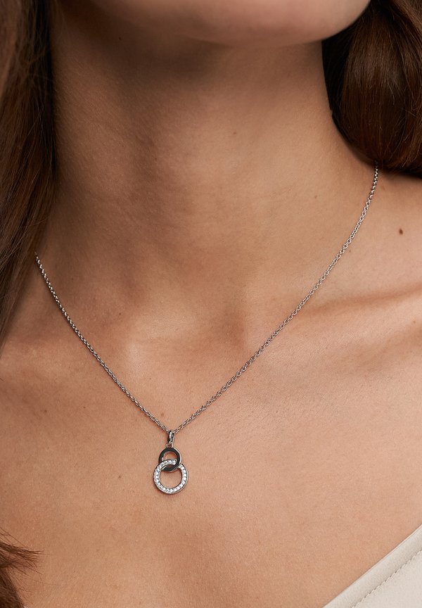 s.Oliver SPARKLING CIRCLES - Necklace - silver-coloured