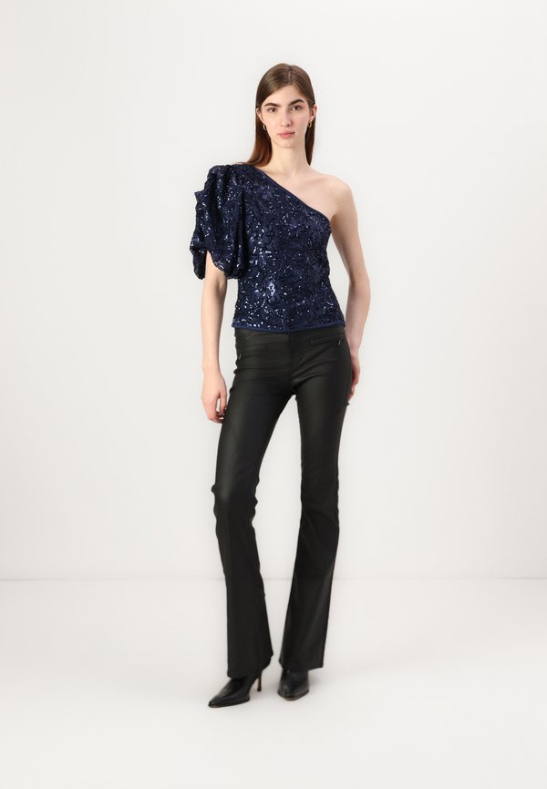 Rouge Edit VICELESTE ONE SHOULDER