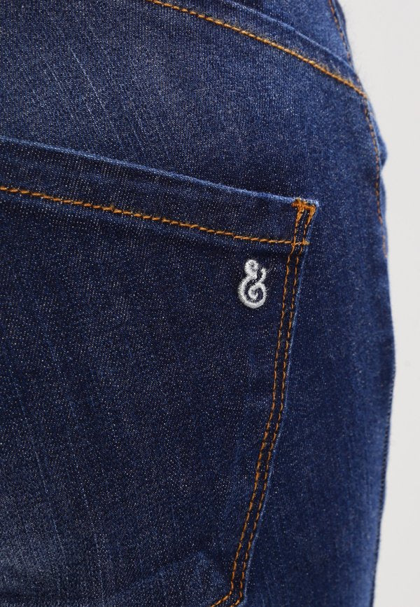 Slacks & Co.