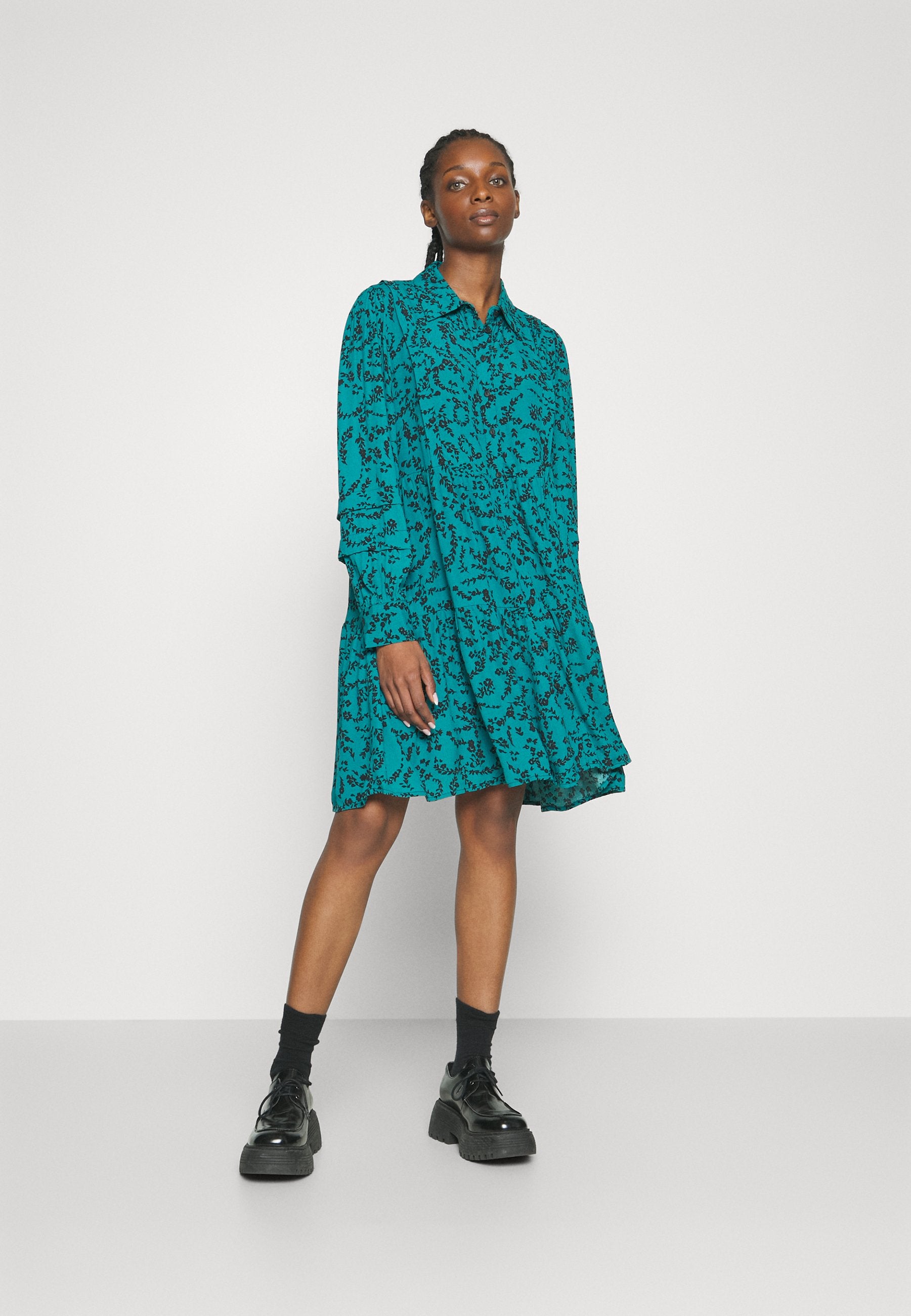 YAS Petite YASMINUA DRESS