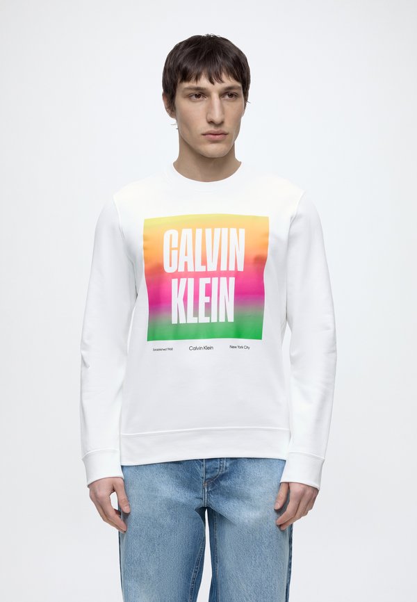 Calvin Klein Jeans PRIDE UNISEX - Sweatshirt - bright white