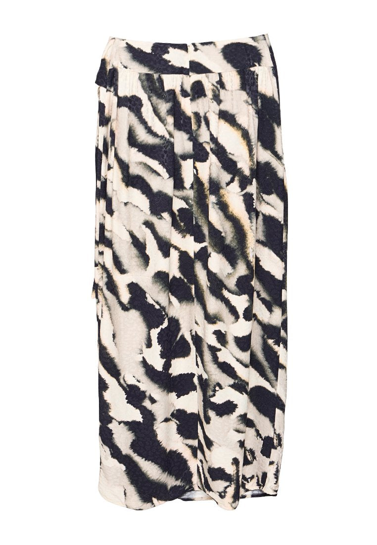 & OTHER STORIES JOJO