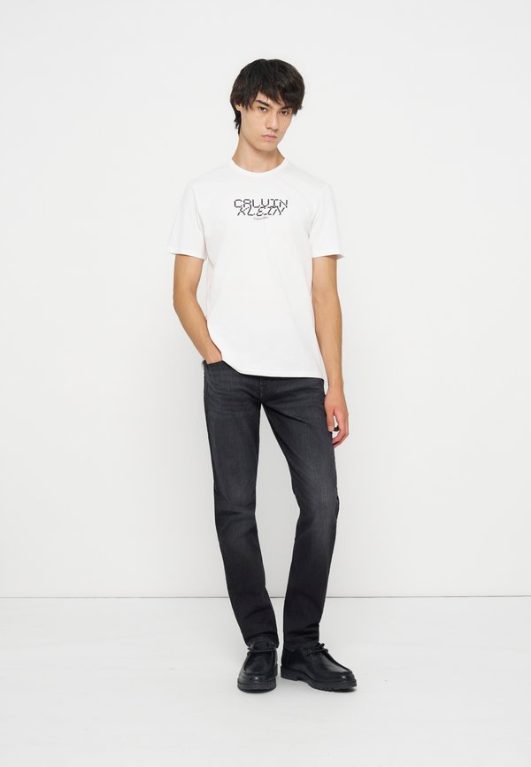 Calvin Klein Jeans