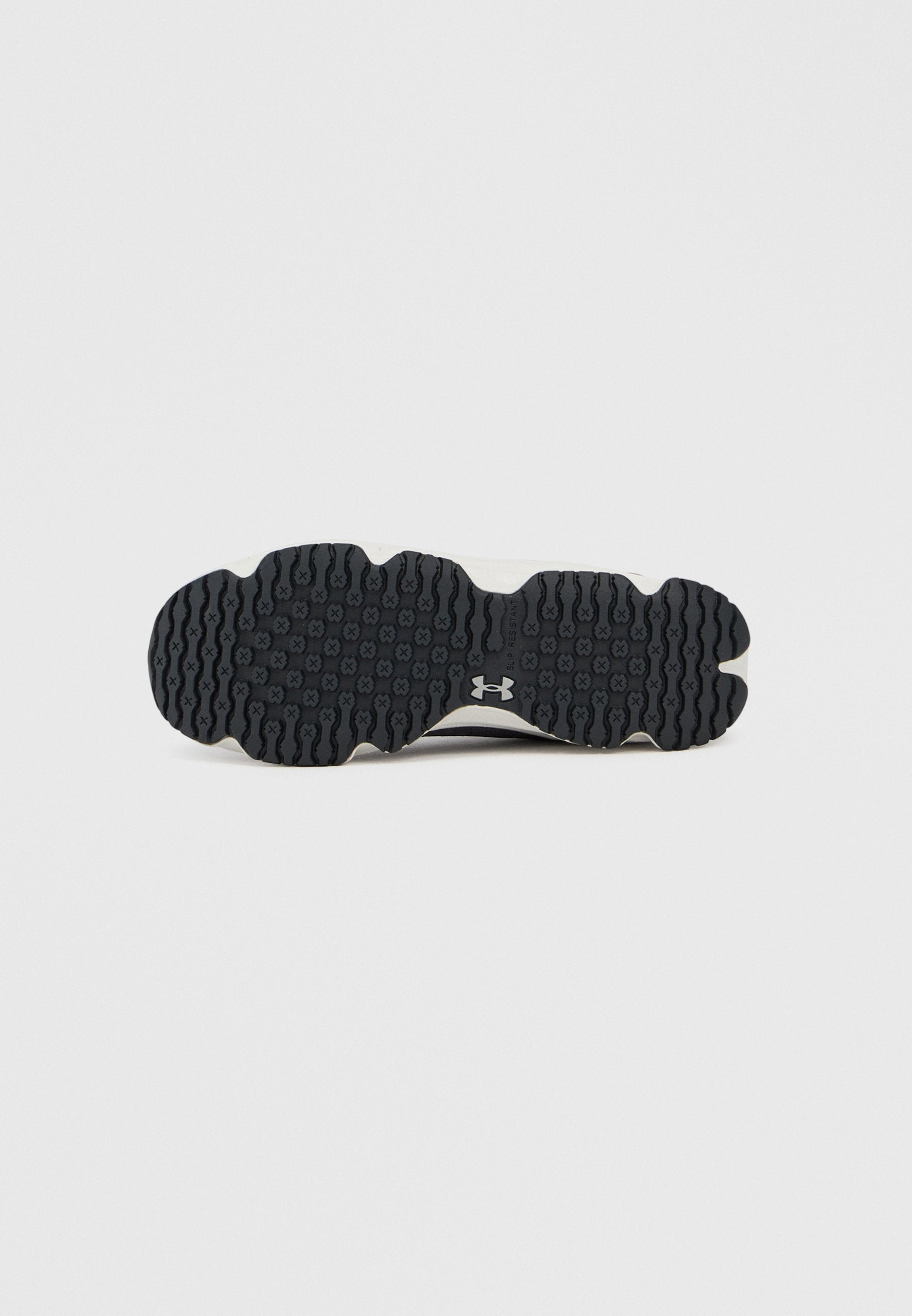 Under Armour MG STRIKEFAST