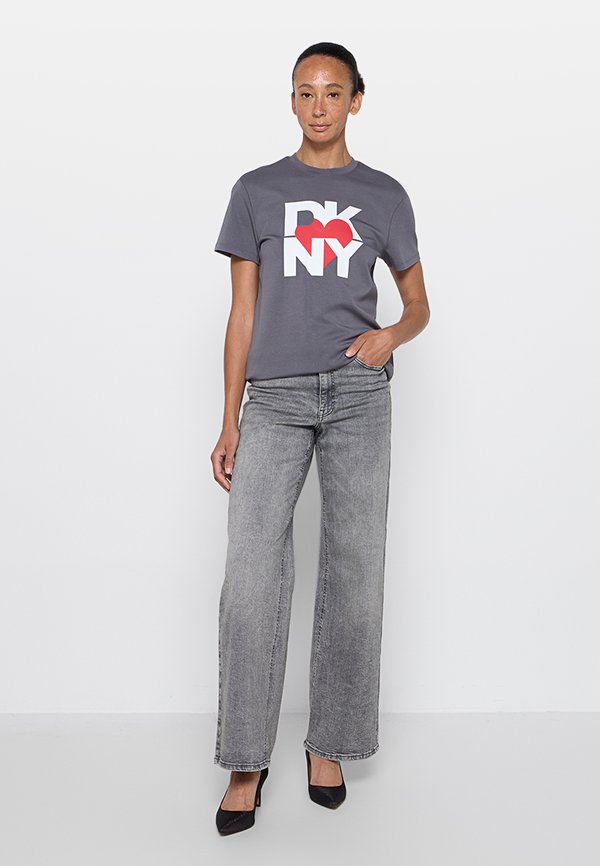 DKNY OVERSIZED