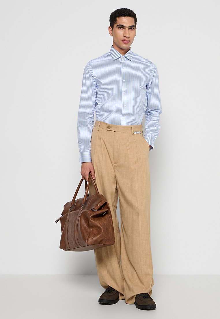 Michael Kors SLIM FIT
