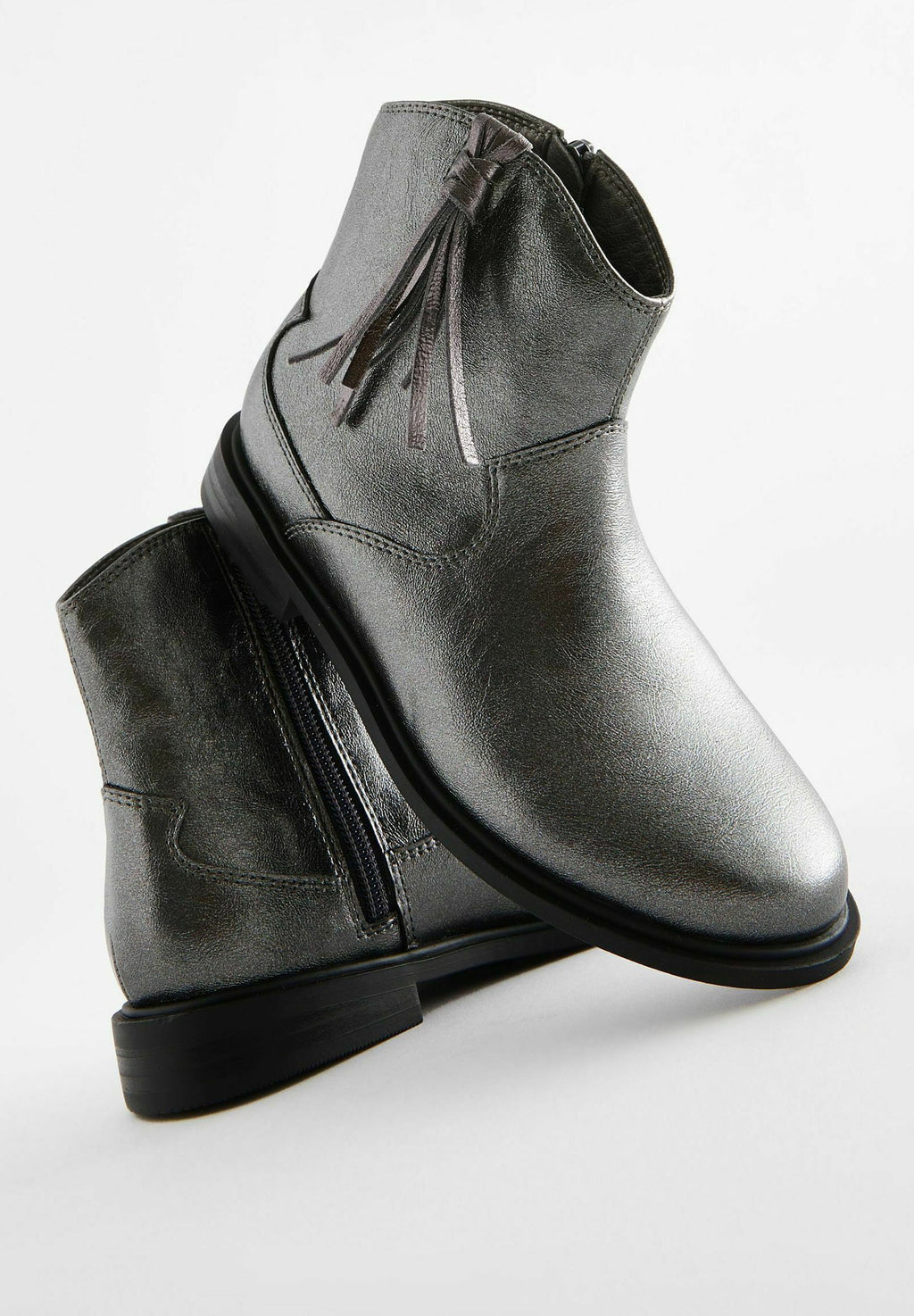 Next WESTERN TASSEL STANDARD