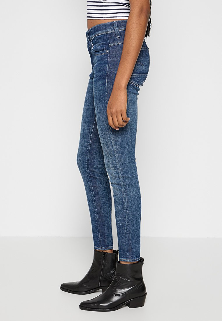 LHANA SUPER SKINNY WMN Media 2