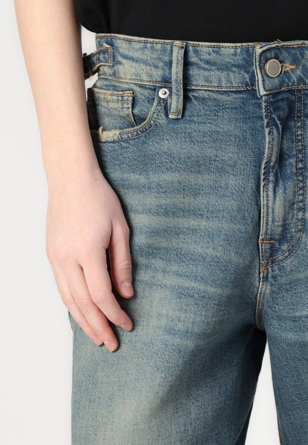 Good American GOOD EASE ADJUSTABLE TABS