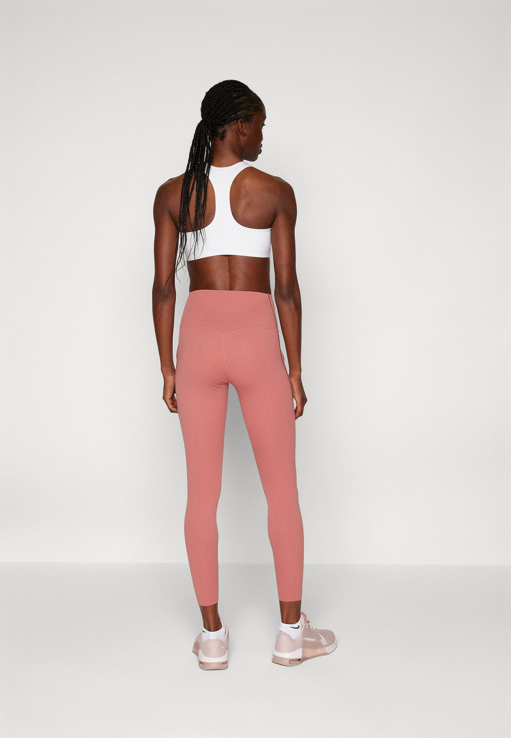 Nike Performance UNIVERSA