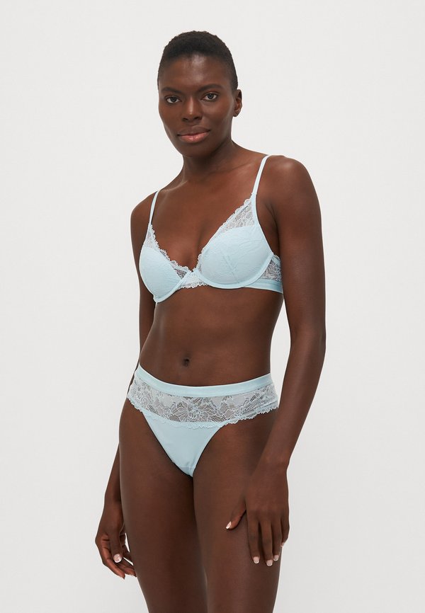 Calvin Klein Underwear LIGHTLY LINED PLUNGE ICON LACE