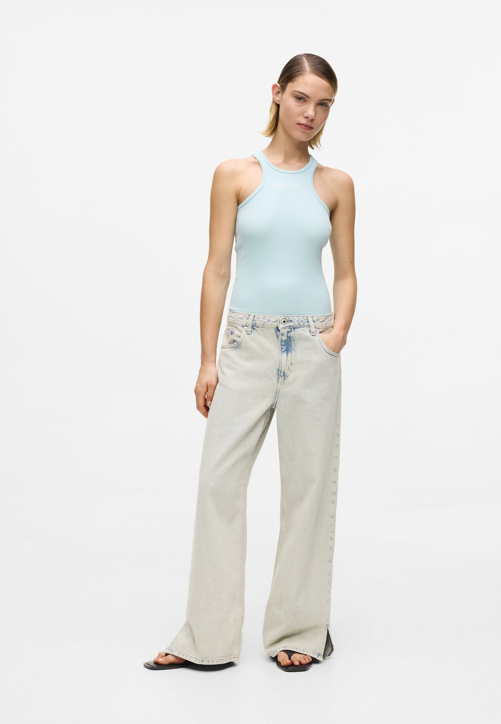 RELAXED SLIT Media 3