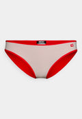 Beige Bikini-Briefs mit rohem elastischem Bund und Besatz. Besitzt ein kleines Logo an der Seite. Glatte Textur, niedriger Schnitt.