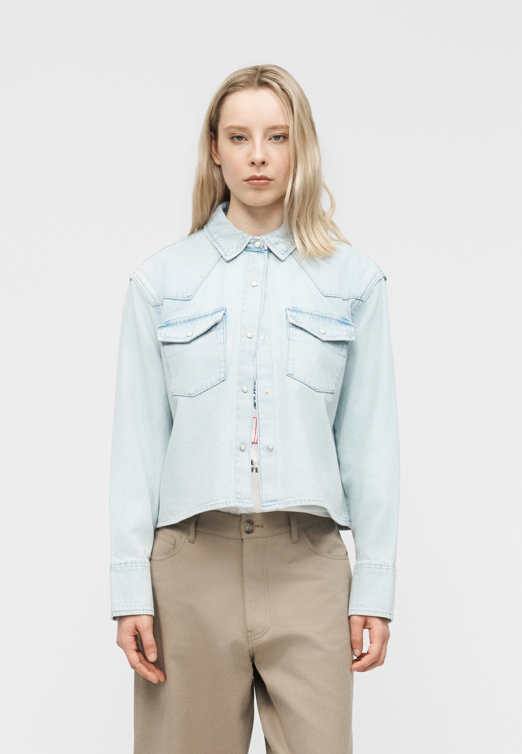 ONLLOU BLEACH SHIRT Media 3