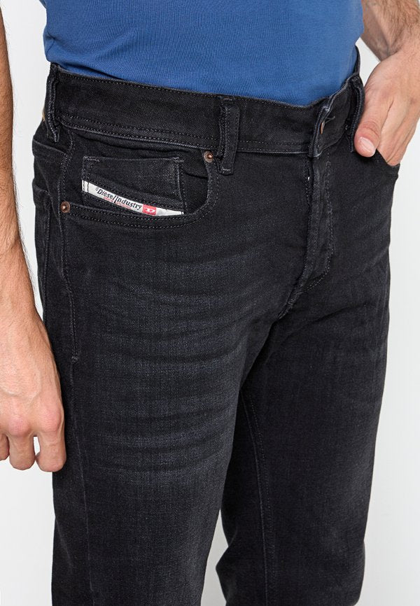 Diesel TROXER