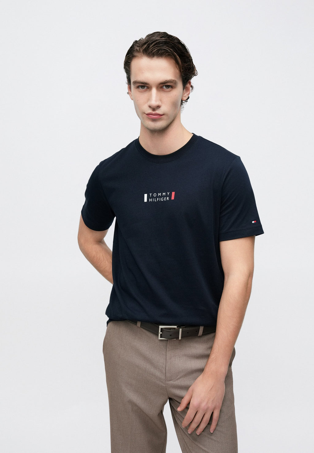 BRAND LOVE SMALL CENTER TEE Media 5