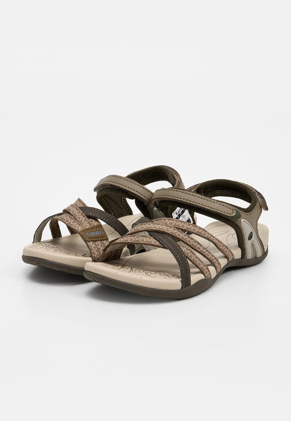 HI-TEC SAVANNA II