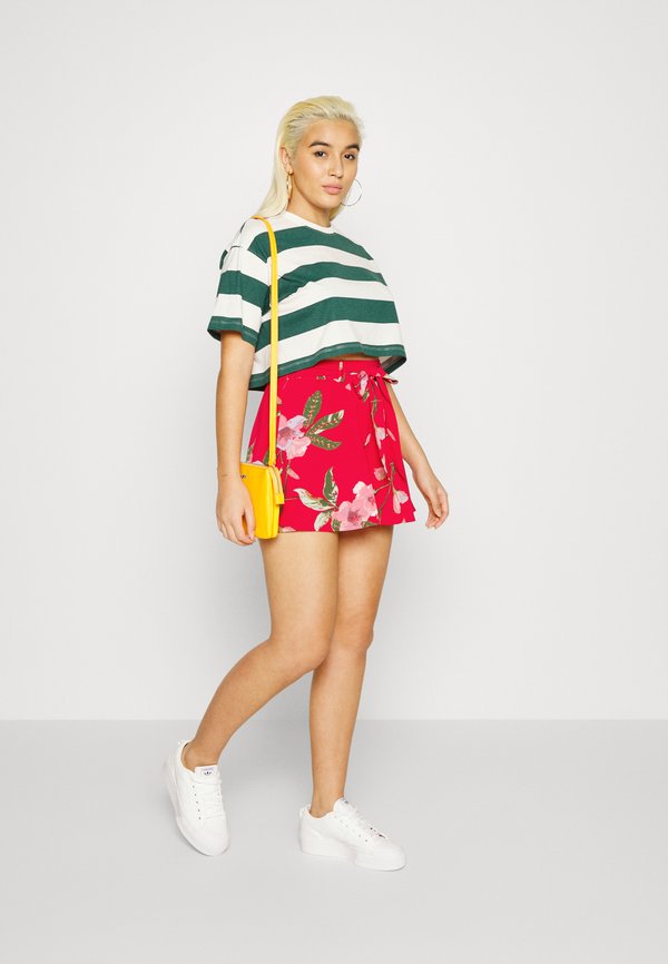 ONLY Petite ONLNOVA LUX JASMIN SKIRT