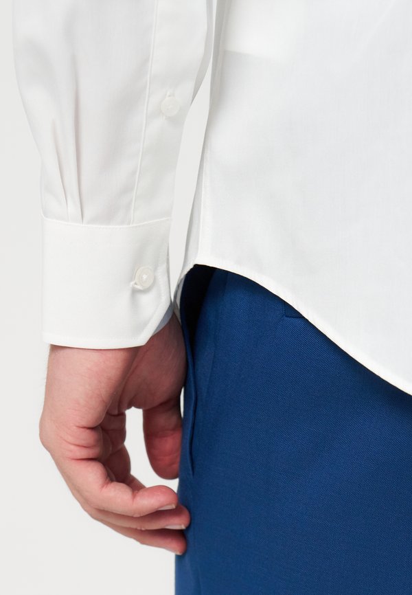 Michael Kors SLIM FIT